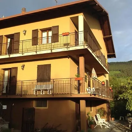 Quiete Di Montagna Sul Lago Di Iseo Apartamento *