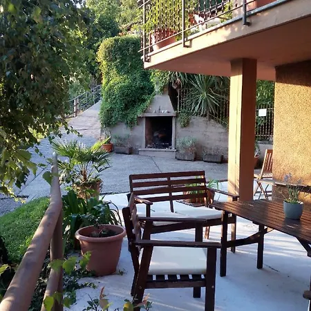 Quiete Di Montagna Sul Lago Di Iseo Apartamento *