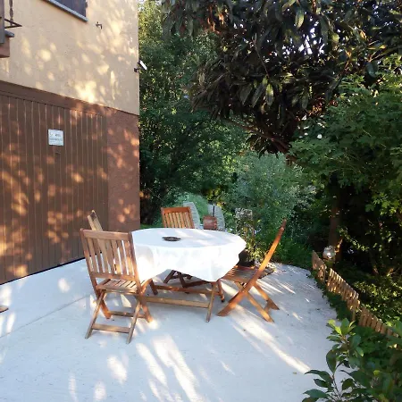 Quiete Di Montagna Sul Lago Di Iseo Apartamento
