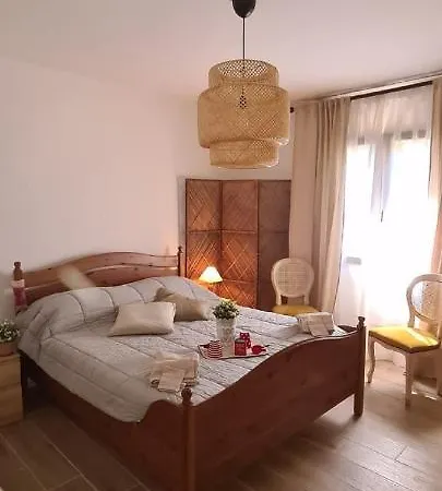 Quiete Di Montagna Sul Lago Di Iseo * Pisogne