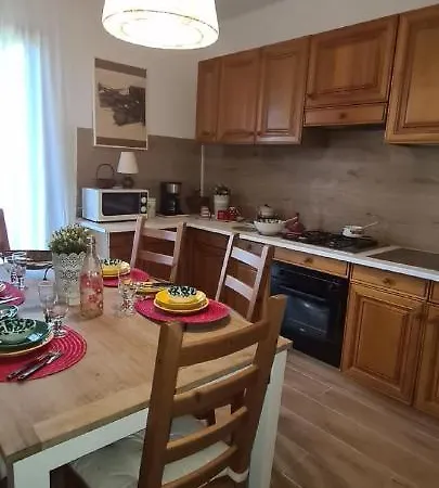 Quiete Di Montagna Sul Lago Di Iseo Apartamento *